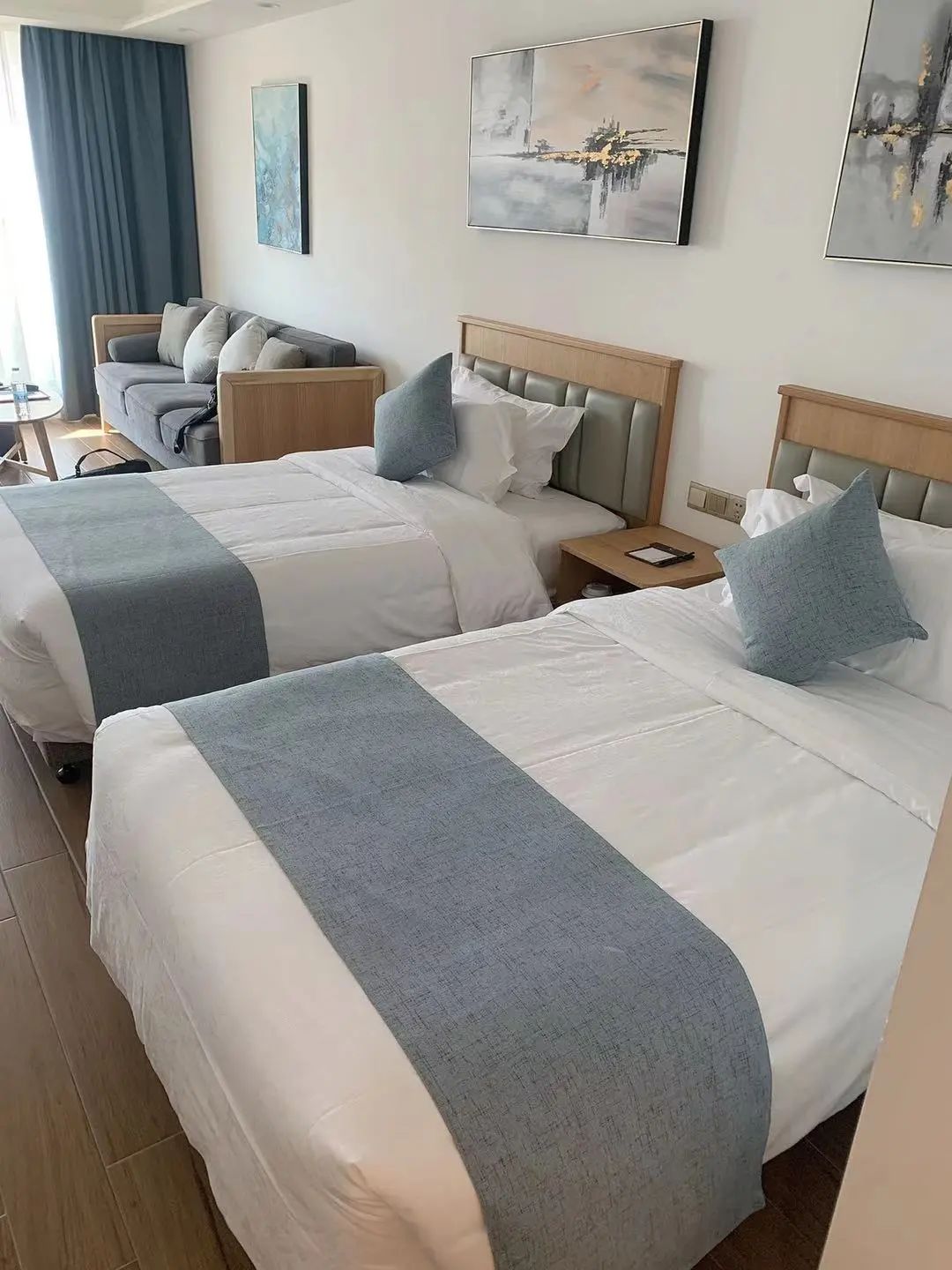 日韩痴汉电车无码AV