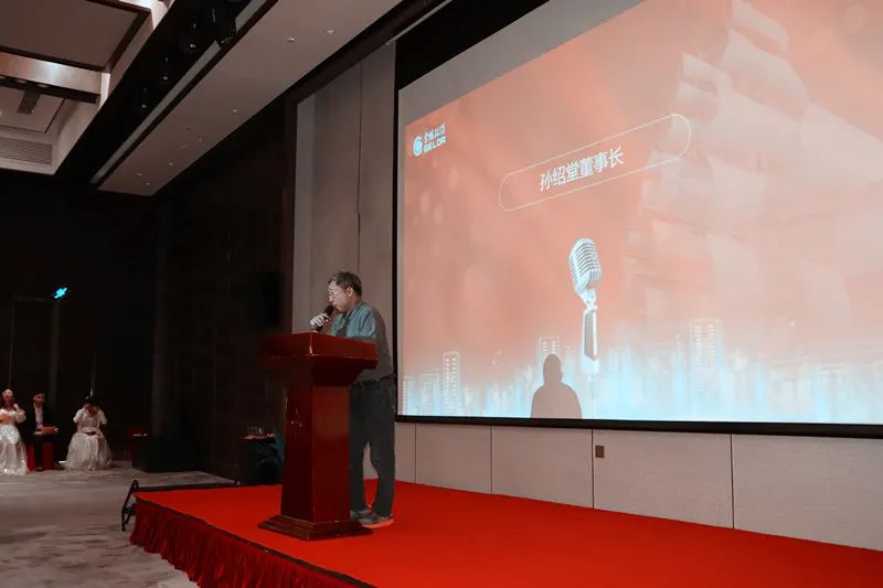 日韩痴汉电车无码AV