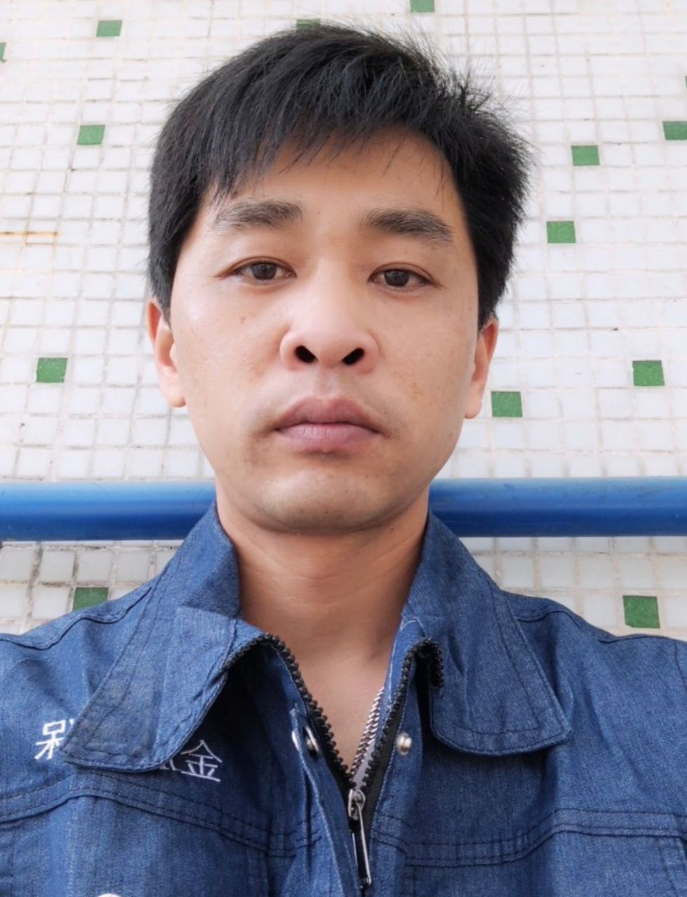 日韩痴汉电车无码AV