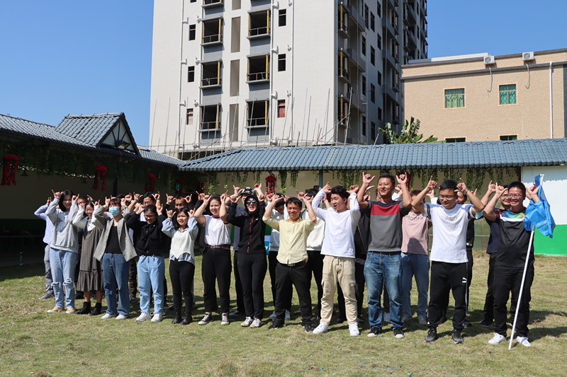 日韩痴汉电车无码AV