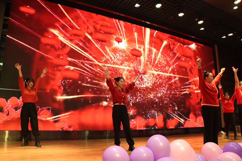 日韩痴汉电车无码AV