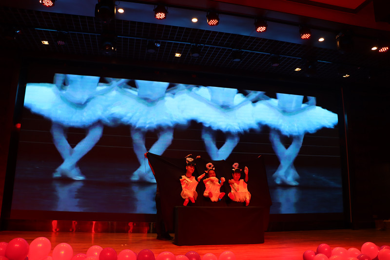 日韩痴汉电车无码AV