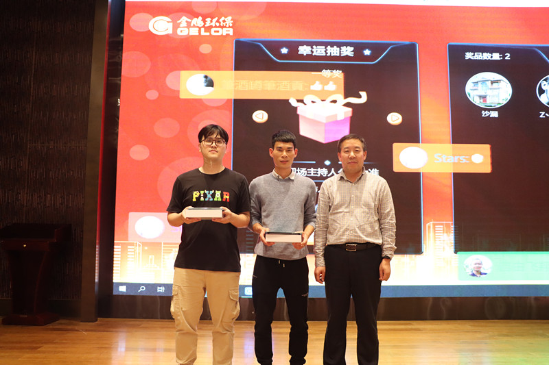 日韩痴汉电车无码AV