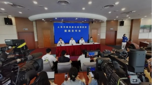 日韩痴汉电车无码AV