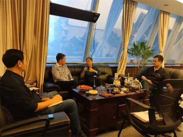 日韩痴汉电车无码AV