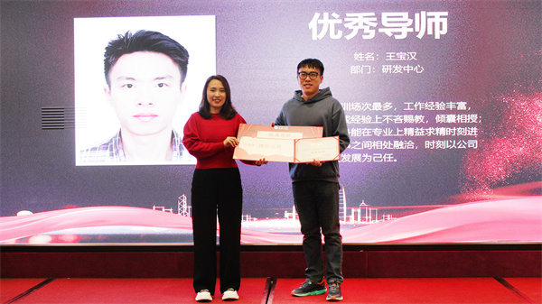 日韩痴汉电车无码AV