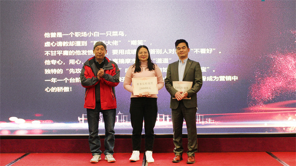 日韩痴汉电车无码AV