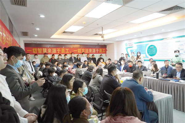 日韩痴汉电车无码AV