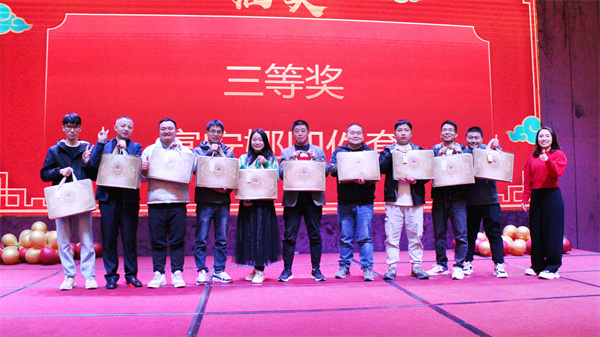 日韩痴汉电车无码AV