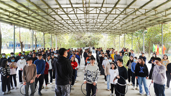 日韩痴汉电车无码AV