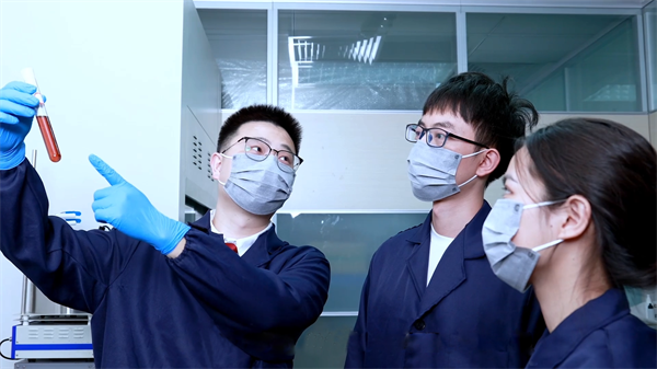 日韩痴汉电车无码AV