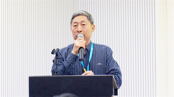 日韩痴汉电车无码AV