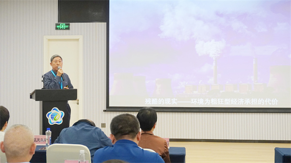 日韩痴汉电车无码AV