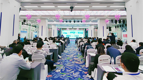 日韩痴汉电车无码AV