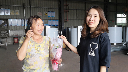 日韩痴汉电车无码AV