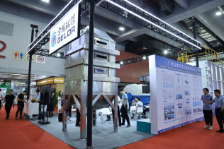 日韩痴汉电车无码AV