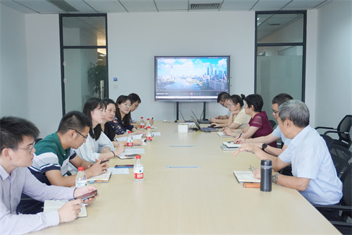 日韩痴汉电车无码AV