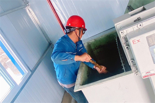 日韩痴汉电车无码AV