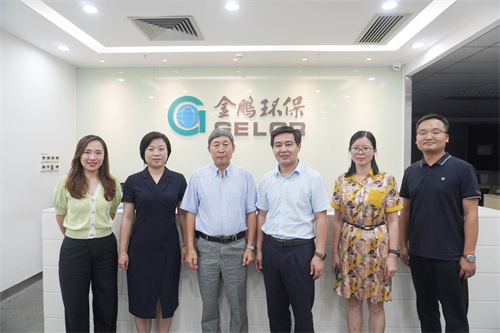 日韩痴汉电车无码AV