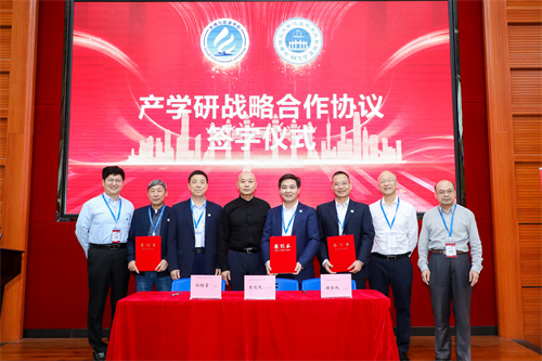 日韩痴汉电车无码AV