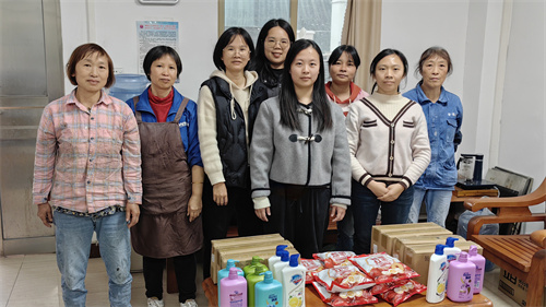 日韩痴汉电车无码AV