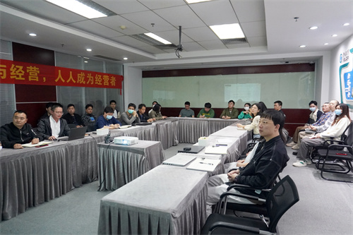 日韩痴汉电车无码AV