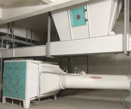 日韩痴汉电车无码AV